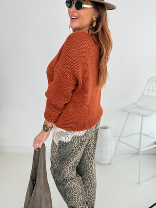 Alpaka Strickpullover in Rostbraun. Verarbeitung mit Wolle und Alpaka für Damen in Onesize 36-42 - Levelone GmbH & Co. KG