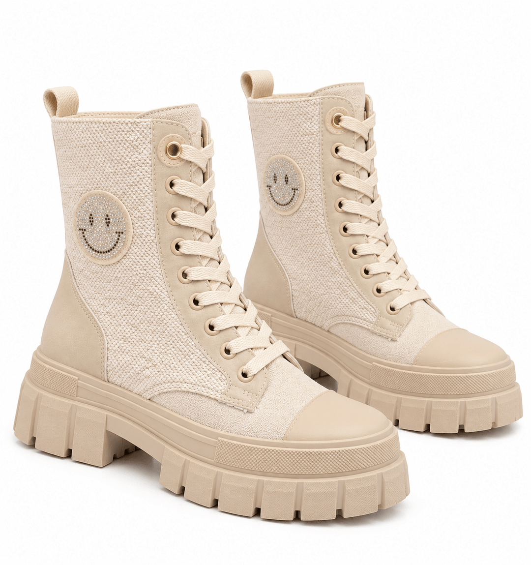 Boots in Beige, mit Strass-Smiley-Detail - Levelone GmbH & Co. KG