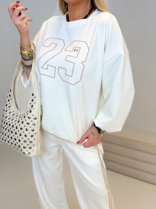 Zweiteiler-weiss-hose-sweater-damen-levelone